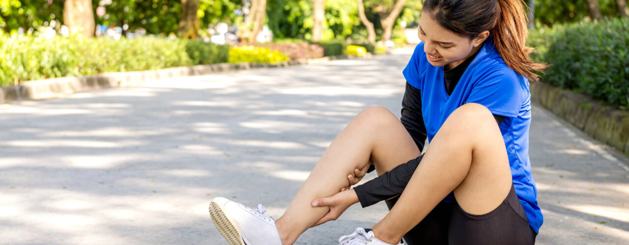 Chronic Pain vs. Acute Pain: Key Differences - The Physical Therapy ...